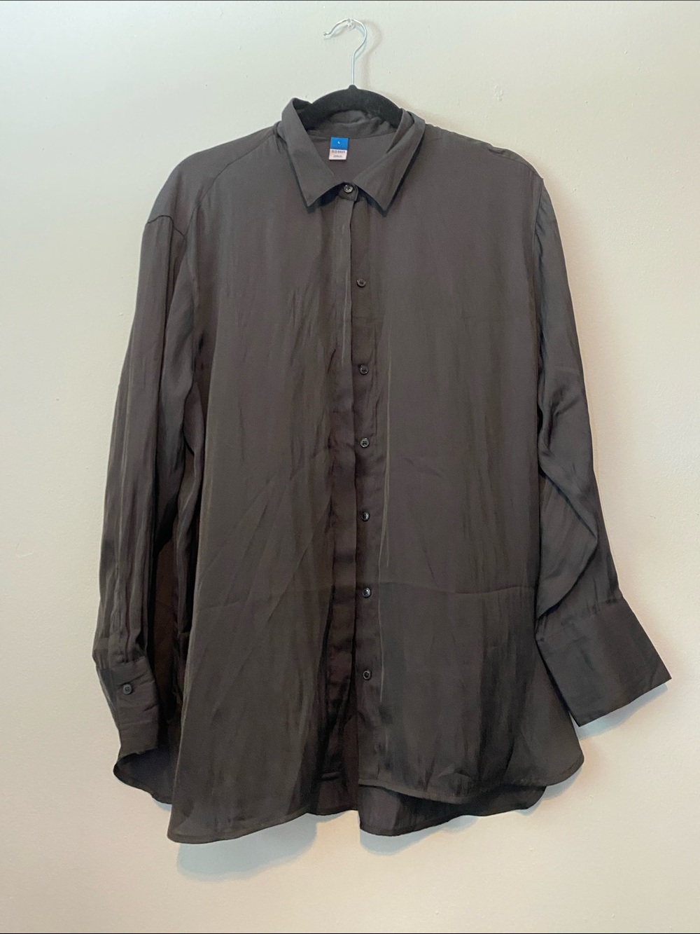 Old Navy Black Women's Button-Down Shirt